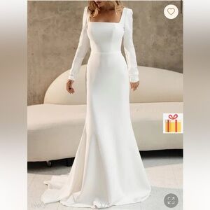 Elegant White Long Sleeve Wedding Dress